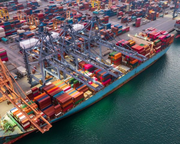 importar-pela-primeira-vez-china-fornecedores-container-2048x1151